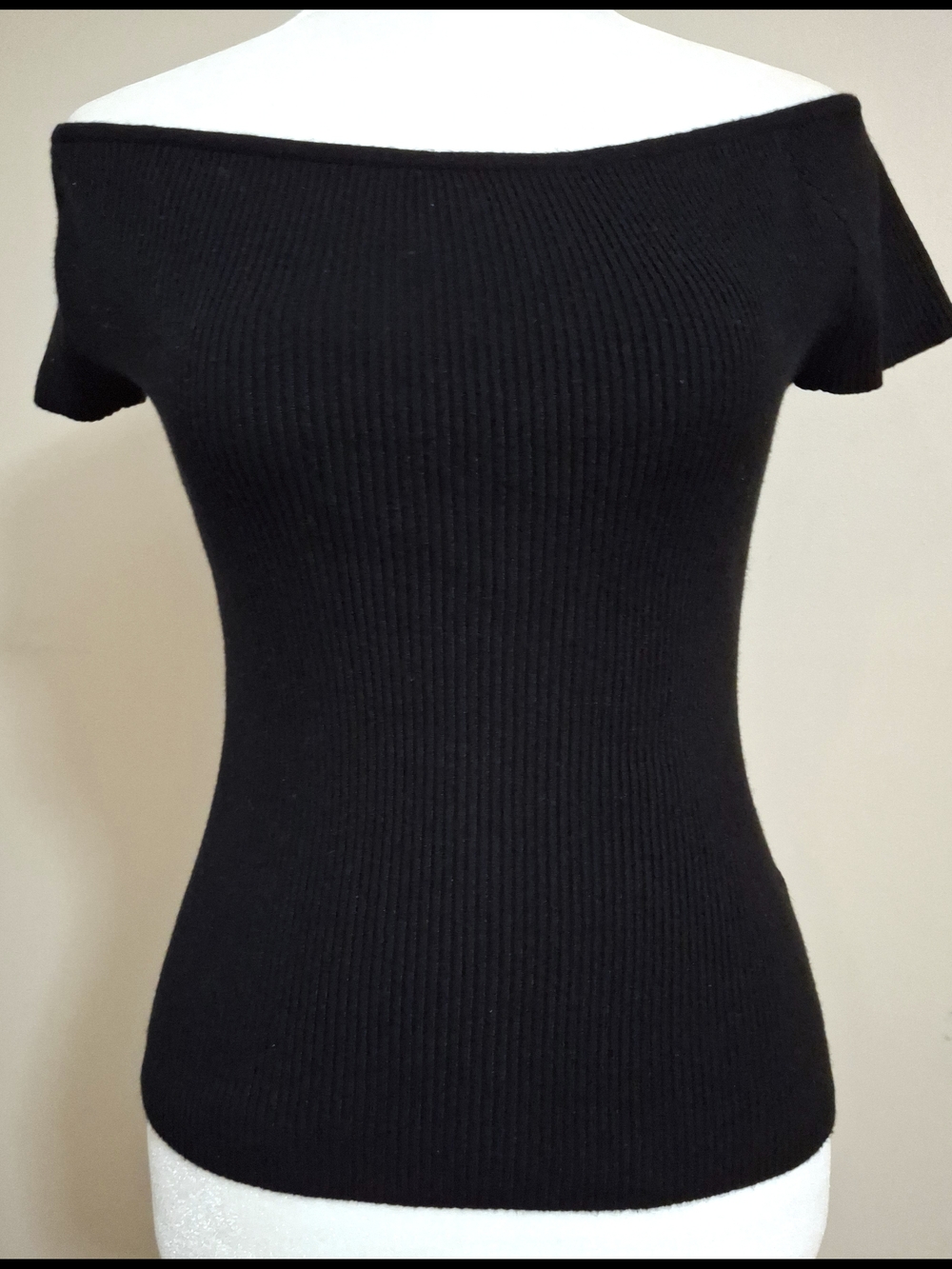 Black Off-Shoulder S/S Ribbed Sweater - Picture 3 of 6